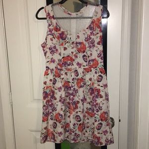 JUNIORS Floral dress